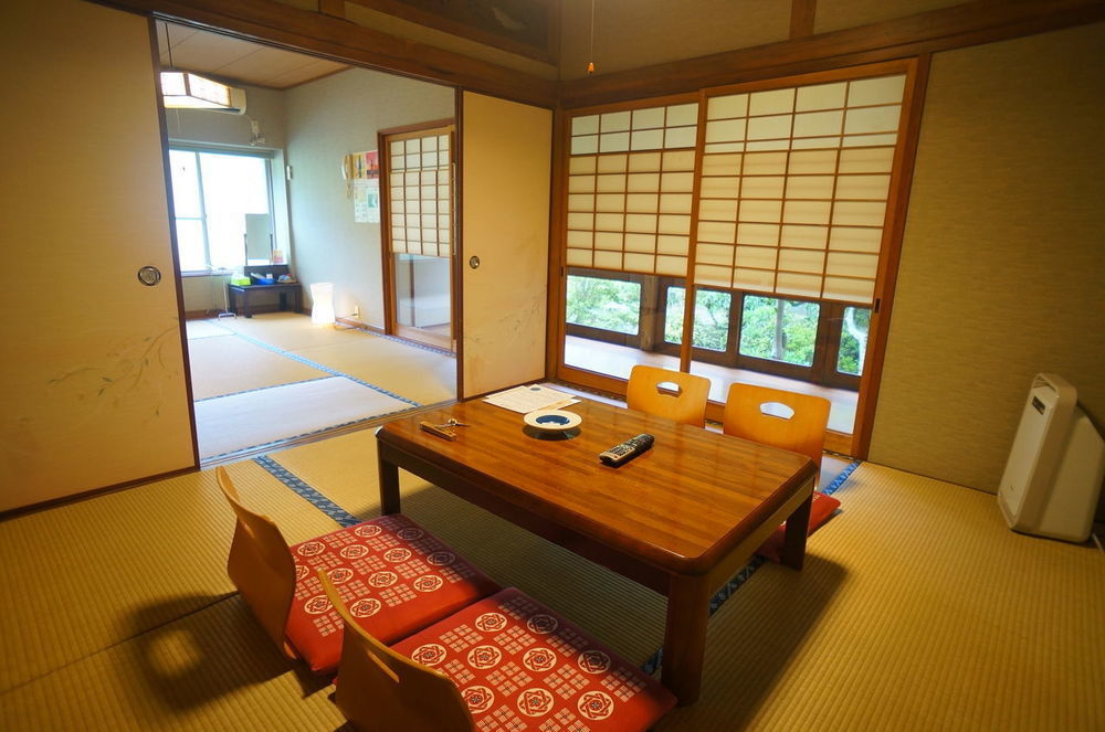 Hotel Takaosou Yufu Zewnętrze zdjęcie