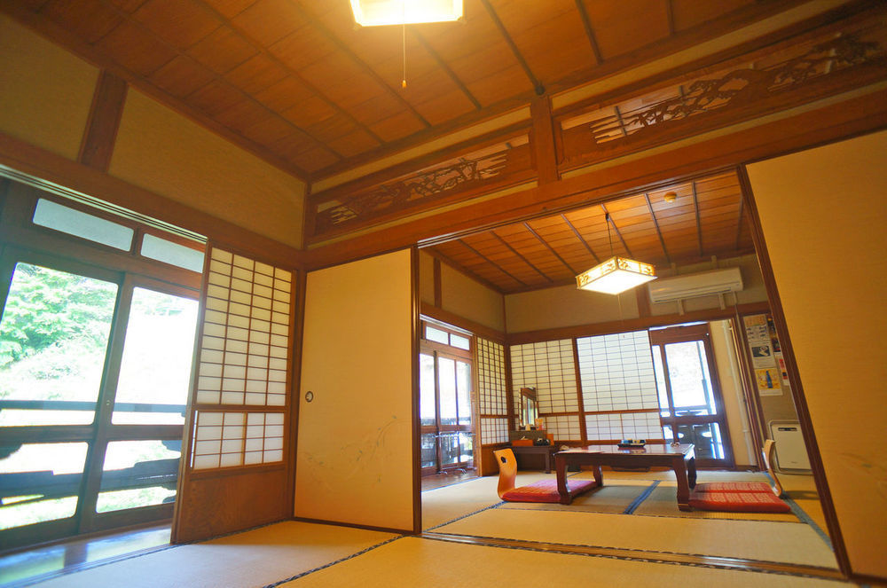 Hotel Takaosou Yufu Zewnętrze zdjęcie