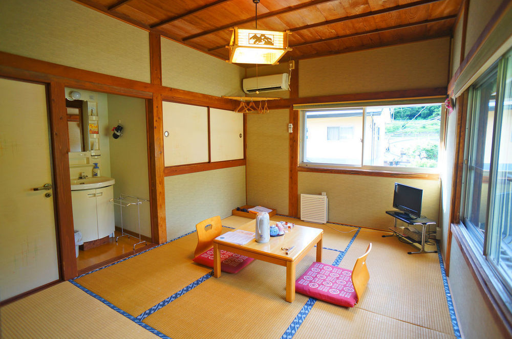 Hotel Takaosou Yufu Zewnętrze zdjęcie